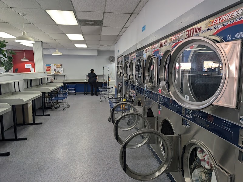 Clean Clothes Laundry Co. photo 2
