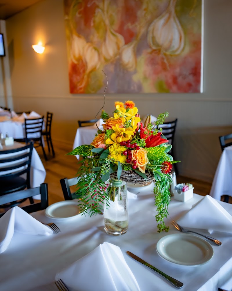 Stems, Floral & Interior Statements photo 3