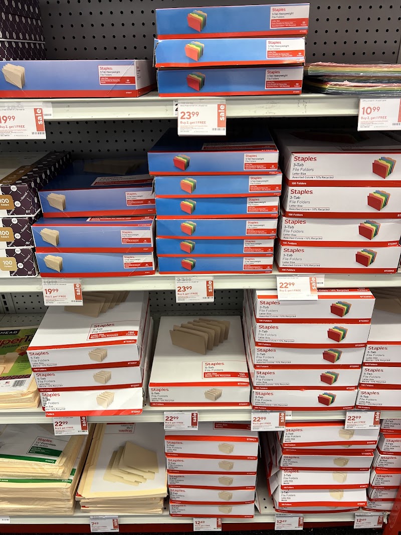 Staples photo 4