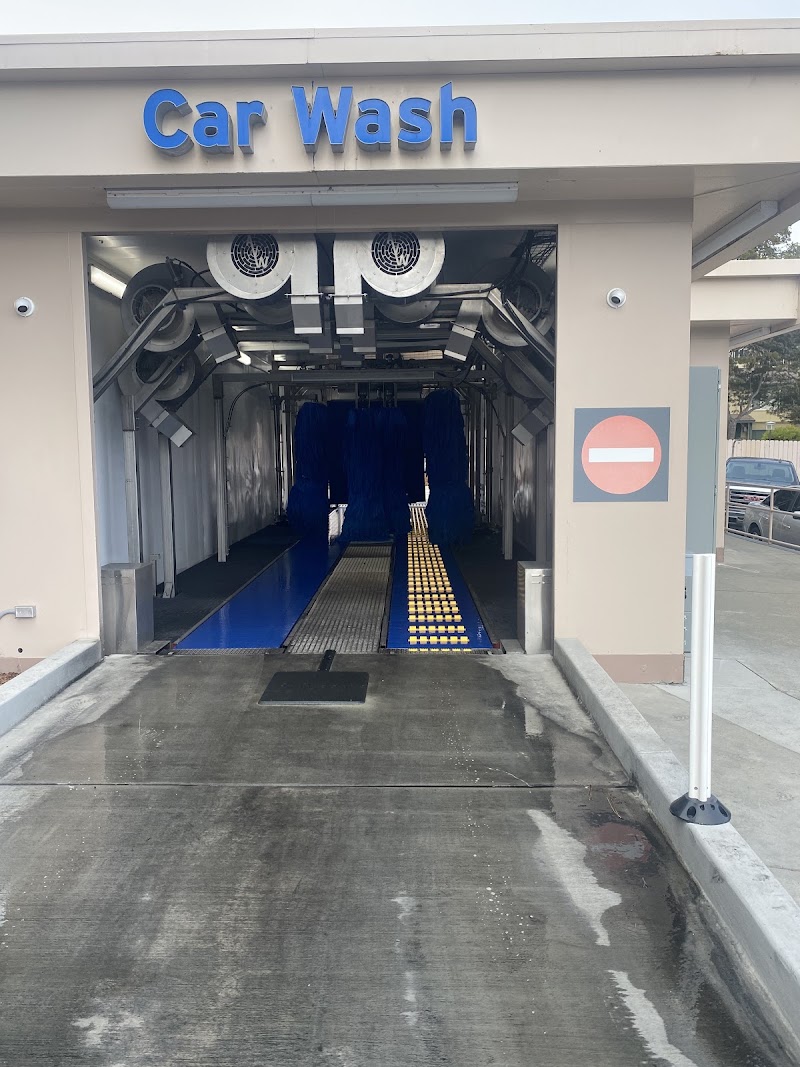 Ducky's Express @ Chevron Daly City photo 3