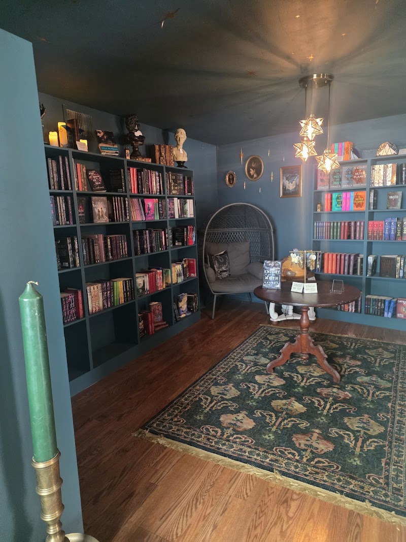 The Bookish Flower Bookstore photo 4