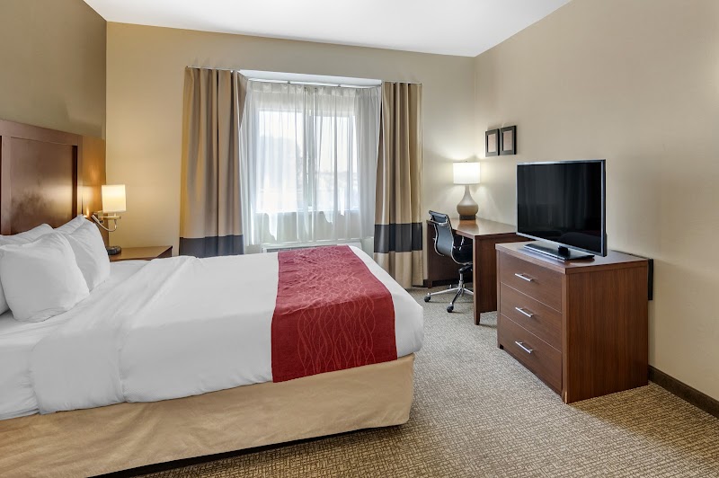 The Atrium Hotel photo 2