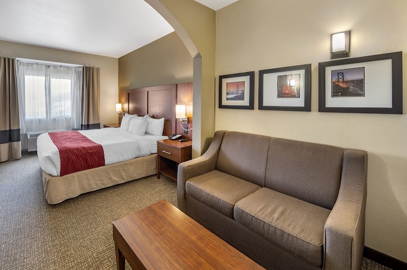 The Atrium Hotel photo 4