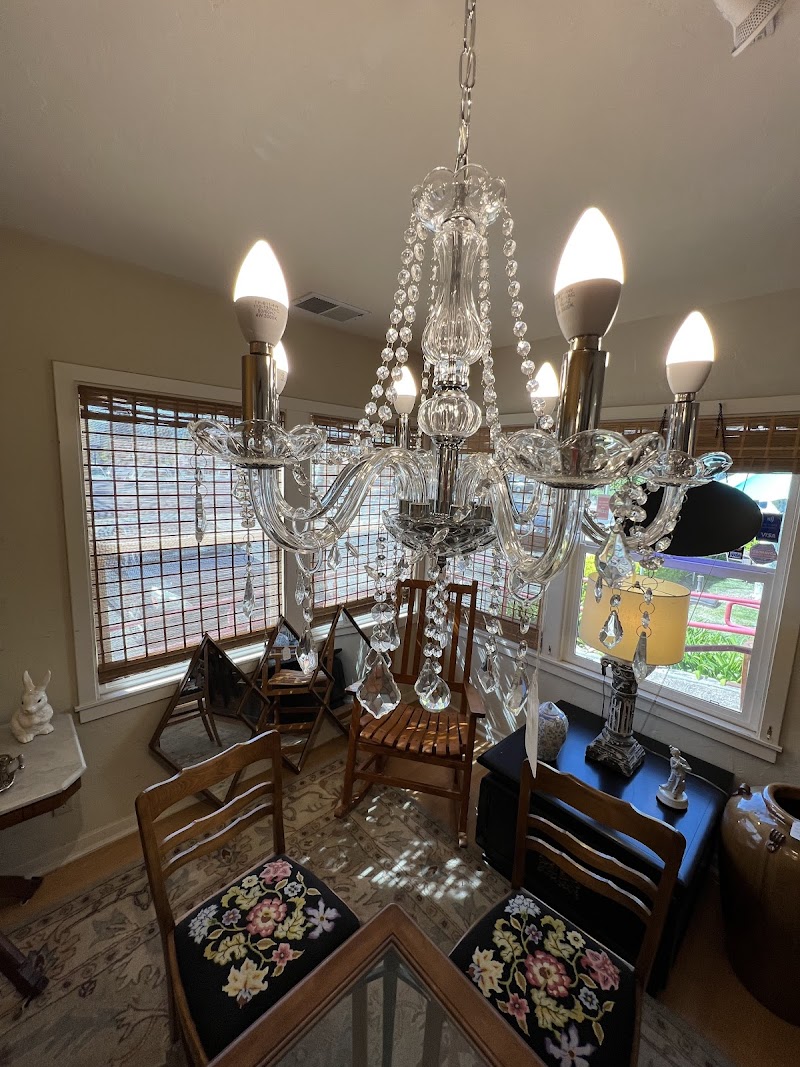 Photo of Vignette Furniture Consignment