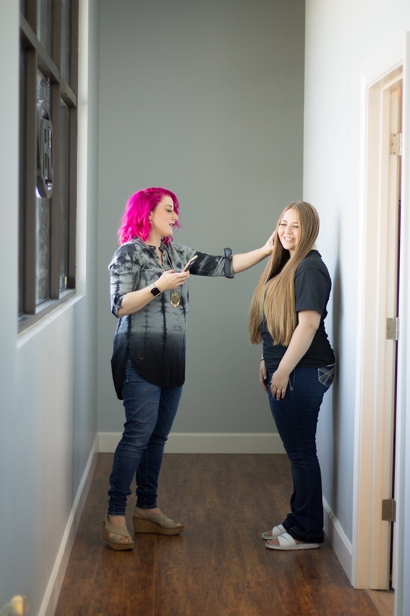 Samantha Dean Hair photo 4