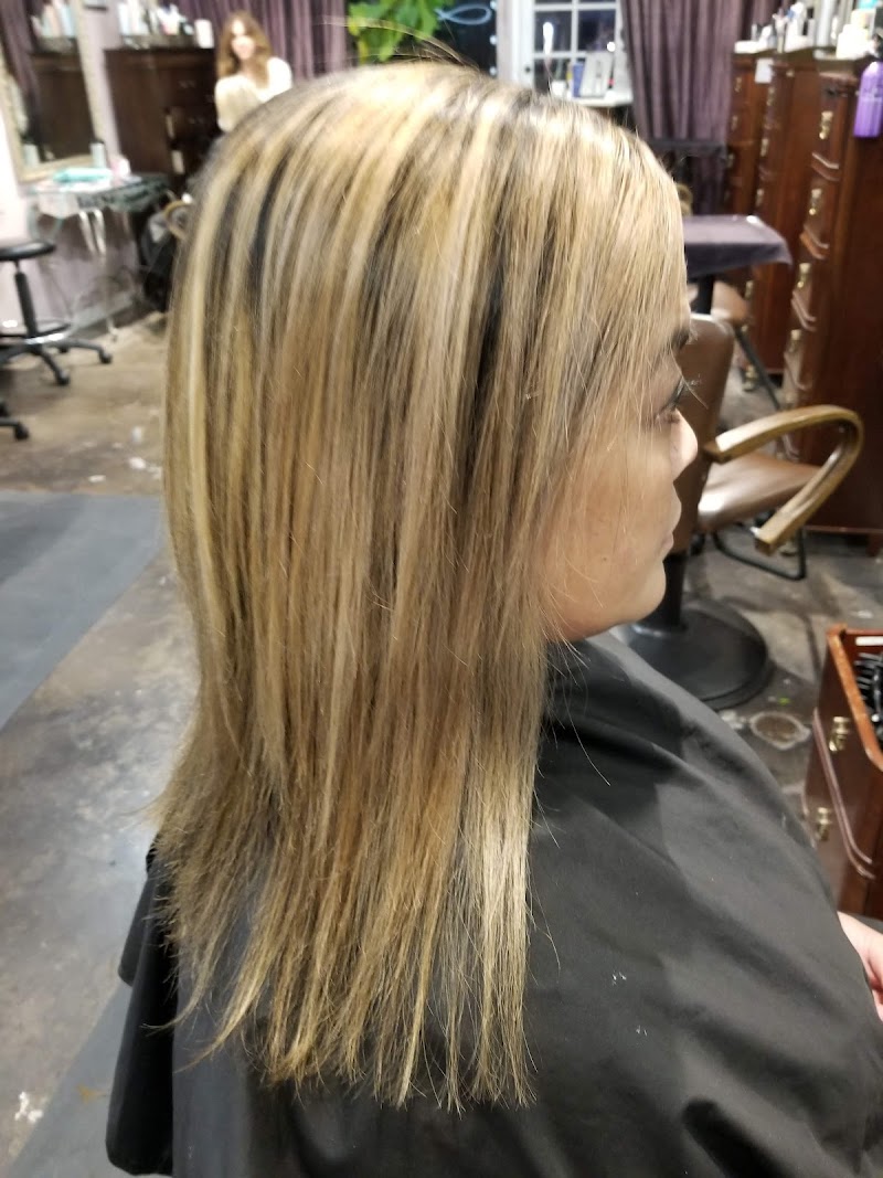 Luxe Salon photo 5