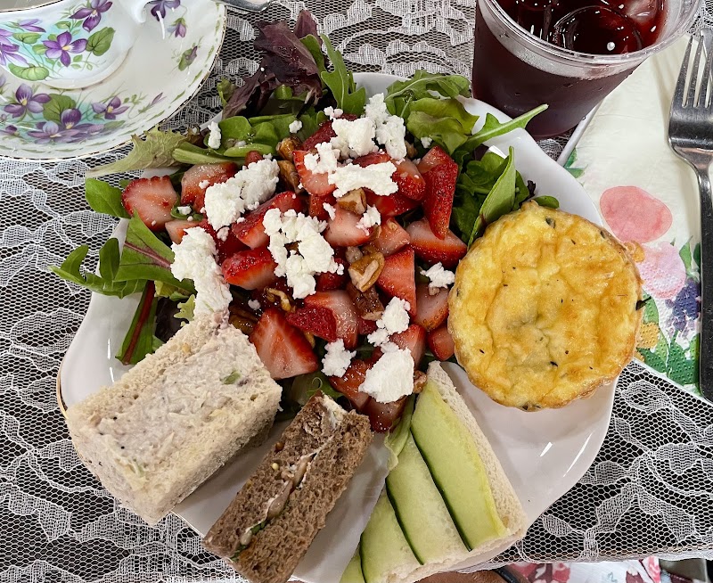 Hummingbird Tea Room & Bakery photo 5