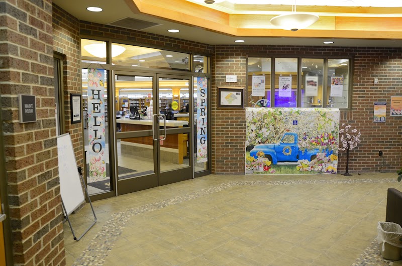 Kent District Library - Byron Township Branch photo 4