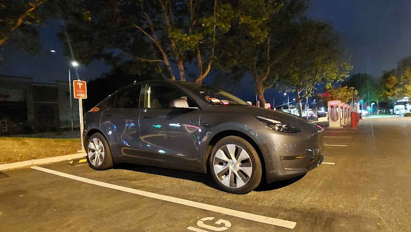 Tesla Supercharger photo 5