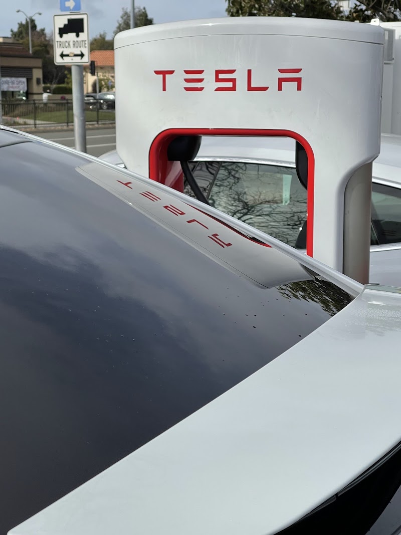 Tesla Supercharger photo 3