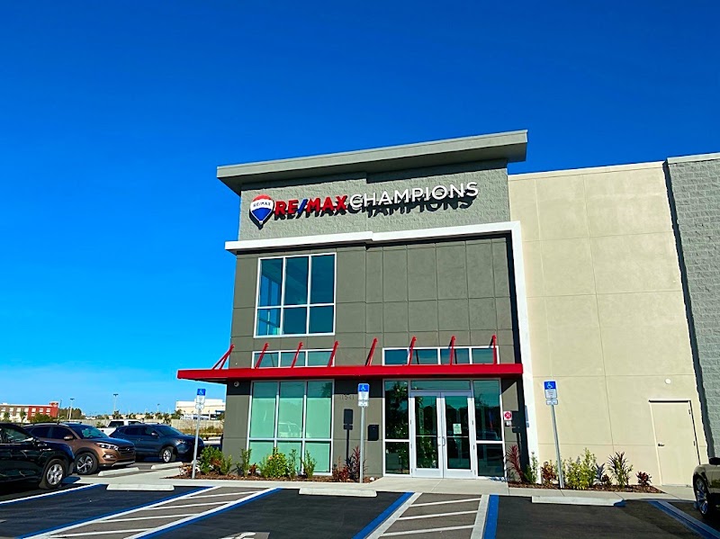 REMAX CHAMPIONS-Trinity-Odessa-Starkey Ranch photo 3