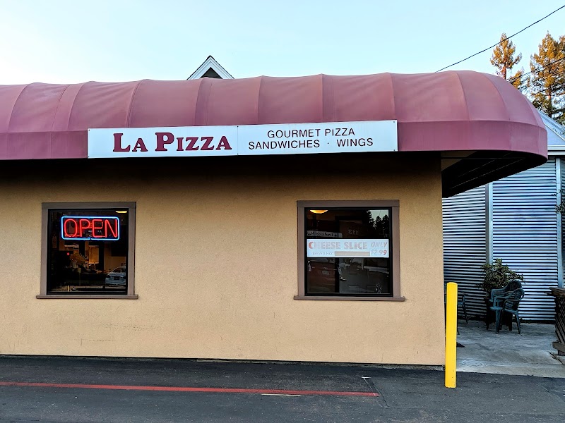 Photo of La Pizza