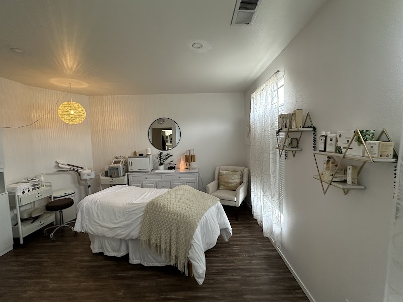 Calistoga Beauty Salon & Day Spa photo 2