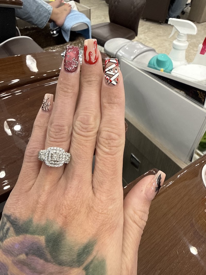 Lana Nails photo 4