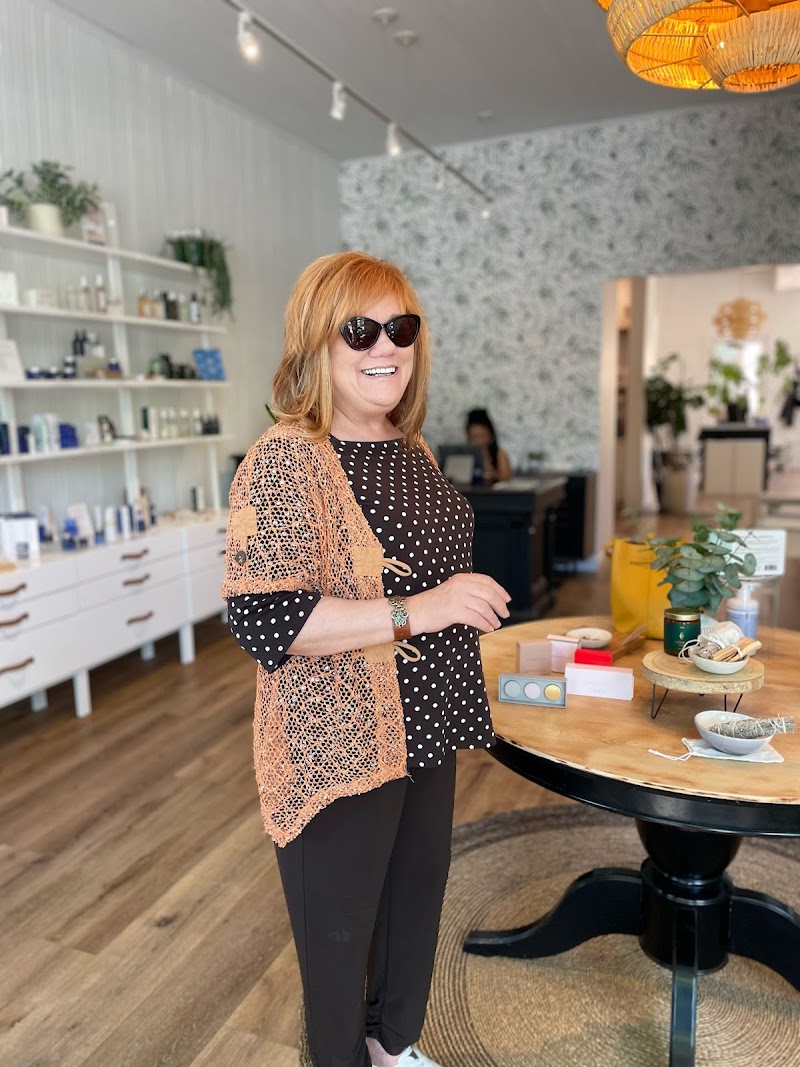 HAIR FRIDAY SALON SONOMA photo 3