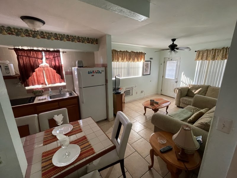 Silver Sands Motel photo 5