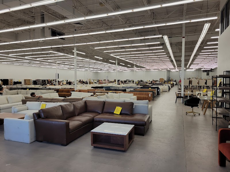Crate & Barrel Outlet photo 2