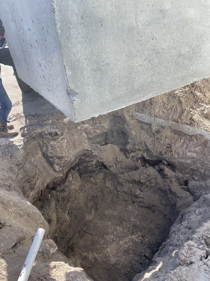 Gunter's Septic Tank Manufacturing photo 2