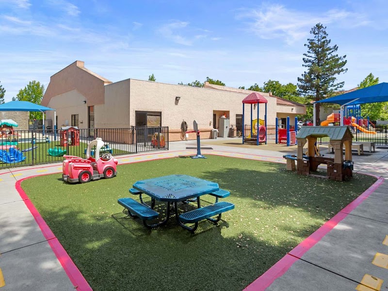 De Anza Blvd. KinderCare photo 3