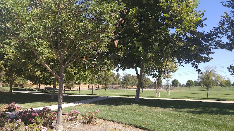 Summer Lake Park photo 2