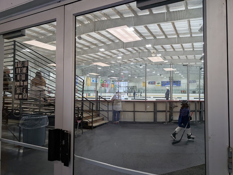 Saratoga Springs Ice Rink photo 5