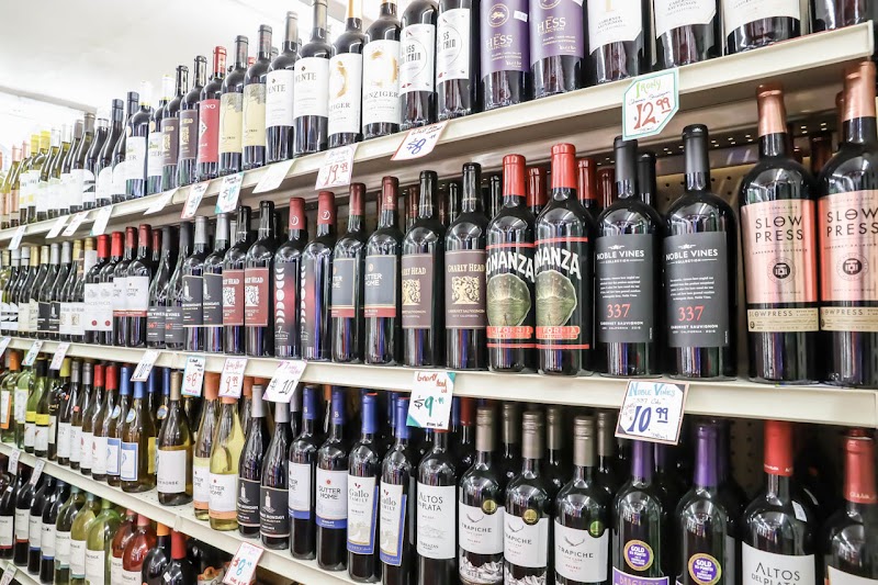 Oakley Market Liquor & Bait photo 3