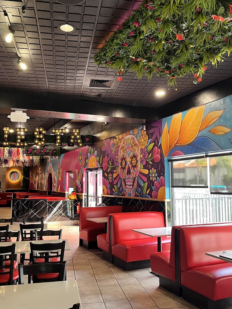 Casa Mateo Mexican Kitchen and Cantina photo 4
