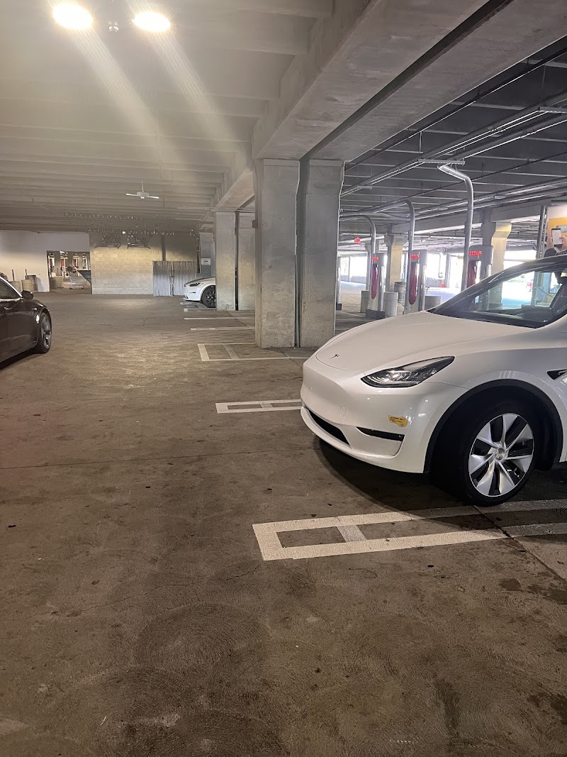 Tesla Supercharger photo 2