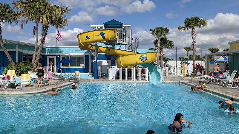 Camp Margaritaville RV Resort & Cabana Cabins Auburndale photo 3