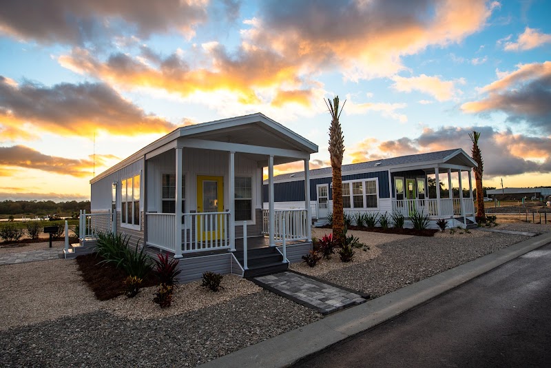Camp Margaritaville RV Resort & Cabana Cabins Auburndale photo 5