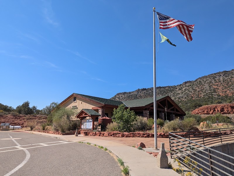 Red Rock Ranger District Visitor Center photo 3