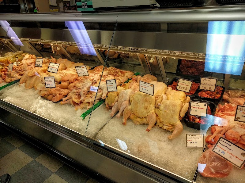 Pennsylvania Dutch Farmer's Market photo 3