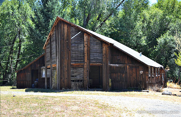 Photo of Pond Farm
