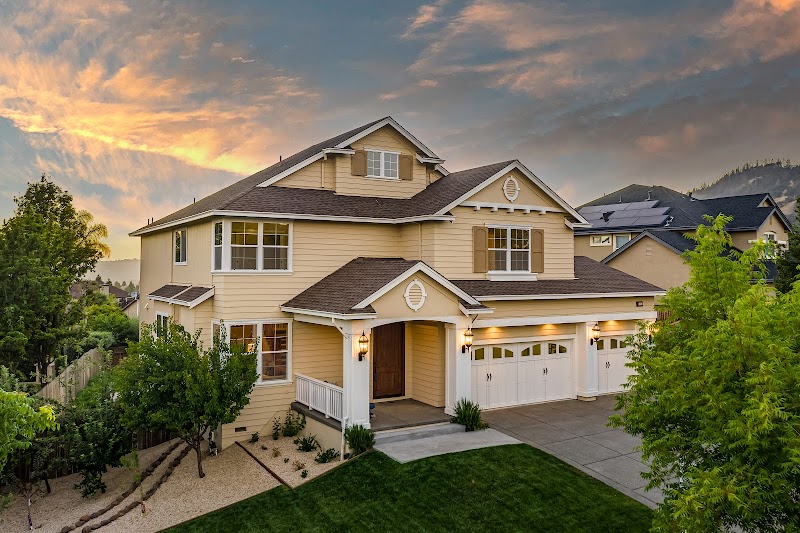 Photo of Taylor Real Estate Team