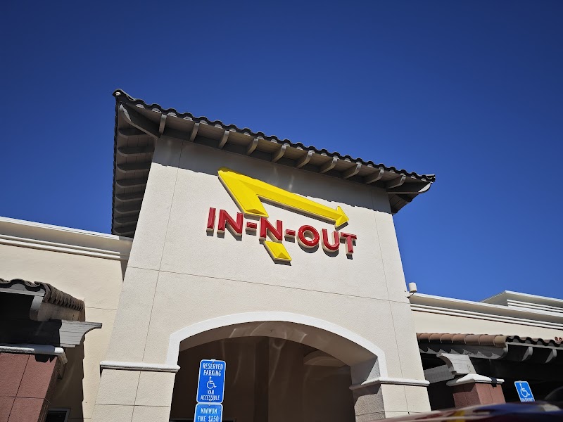 Photo of In-N-Out Burger