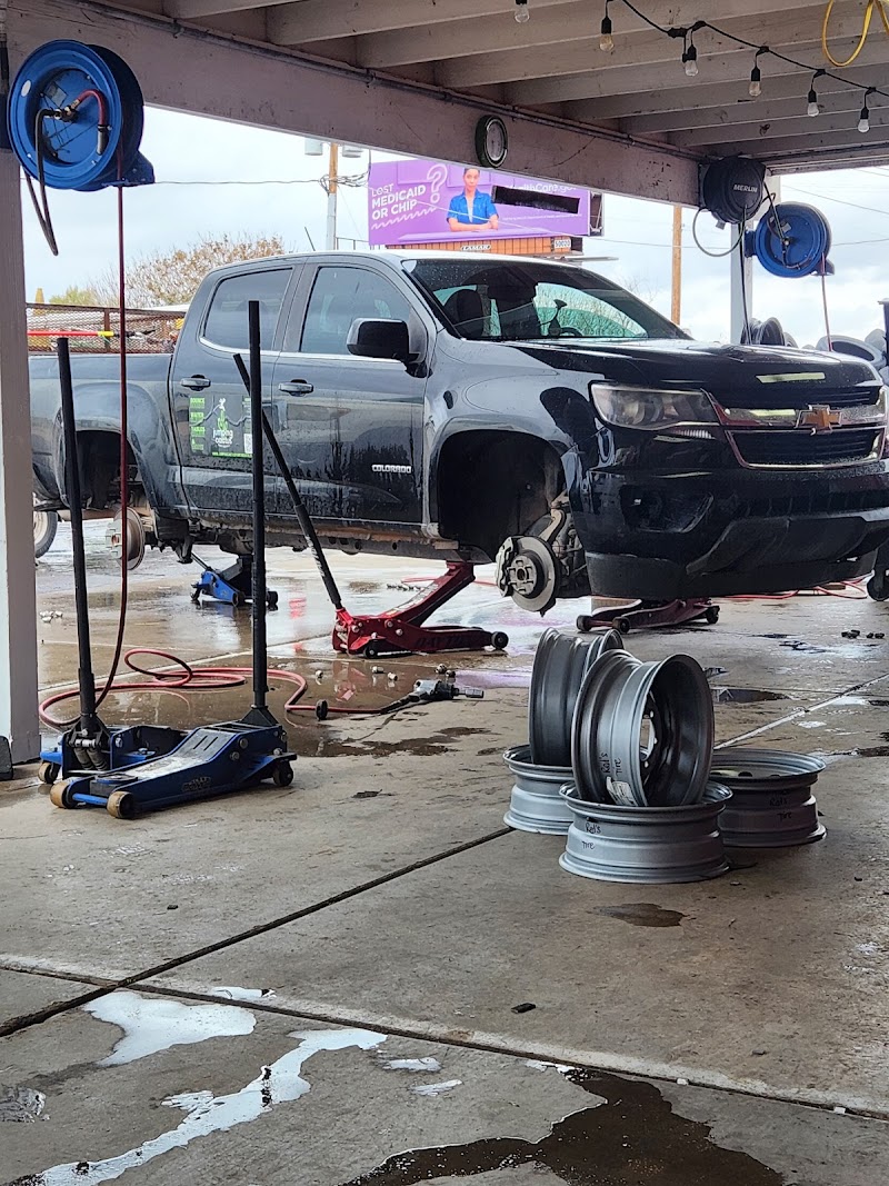 Papa Red's Tire Shop photo 2