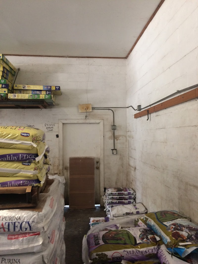 Farmers Feed Depot photo 5