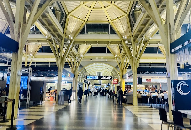 Ronald Reagan Washington National Airport photo 3