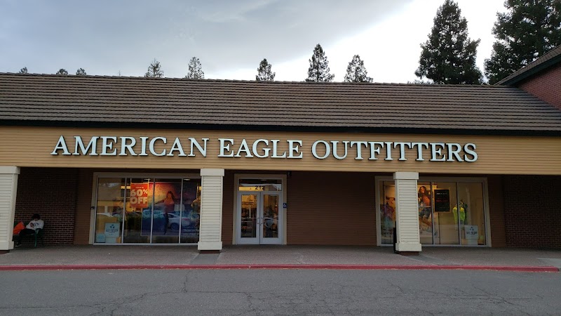 American Eagle & Aerie photo 5