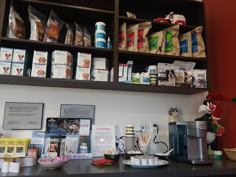 Four Corners Veterinary Hospital photo 4