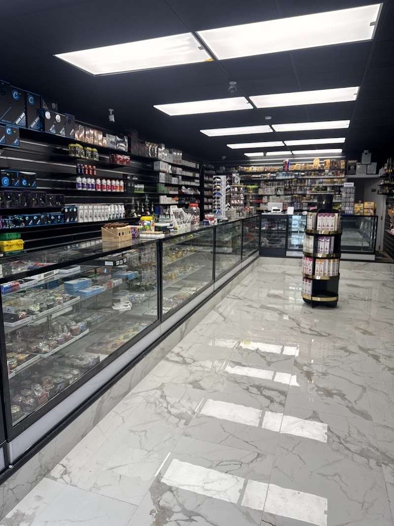 Smokers Galaxy Smoke Shop photo 3
