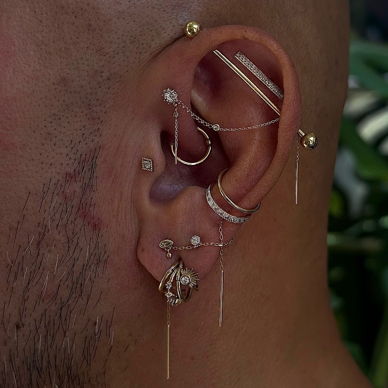 Broken Halo Piercing Boutique photo 3