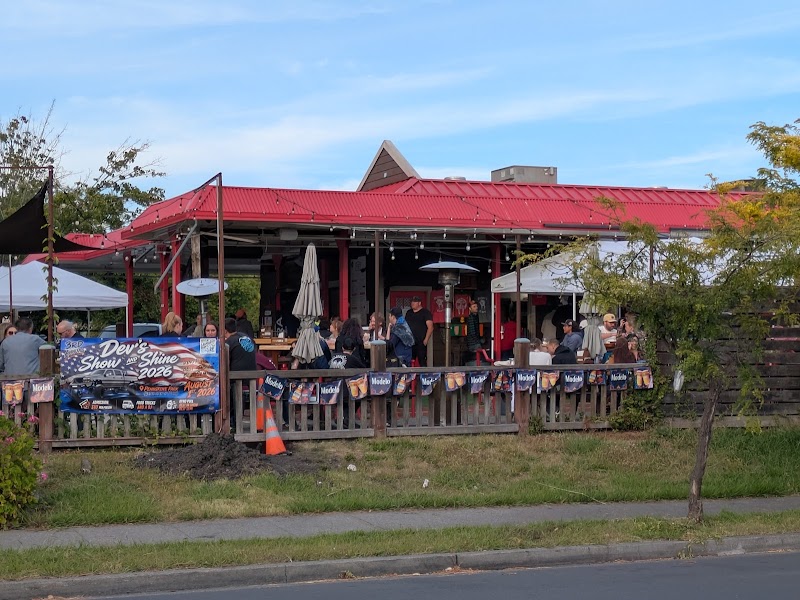 Galvan’s Eatery & Beer Garden photo 5