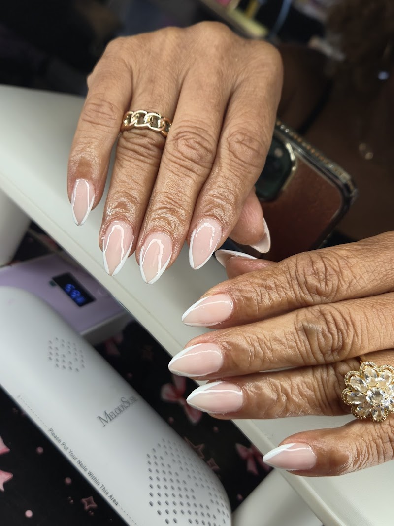 Ace Nails & Spa- Mani/Pedi Spa: Only salon in AZ using a ONE-JET DISPOSABLE SYSTEM! photo 2
