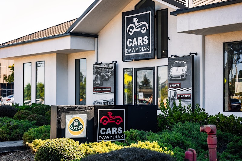 Photo of Cars Dawydiak Marin