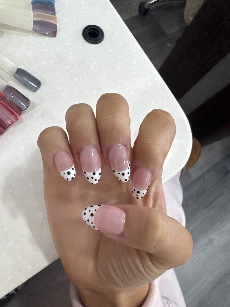 Top Nail Care photo 3