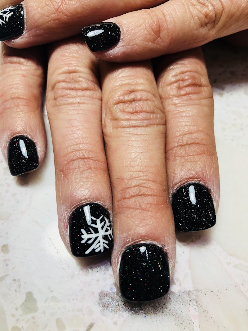 Top Nail Care photo 2