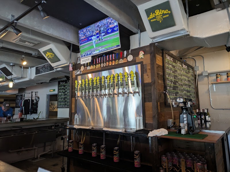 de Bine Brewing Company photo 4