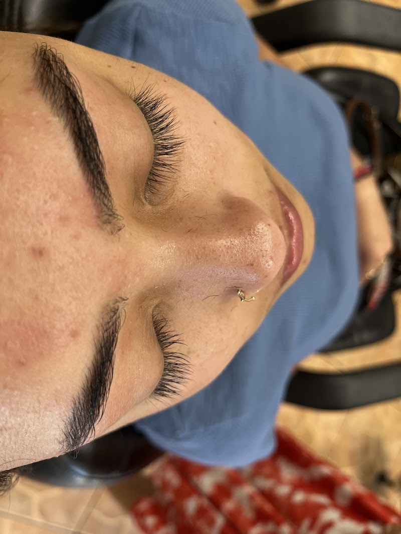 Lucky Salon - Eyebrow Threading | Waxing | Facials | Eyelash Extensions in Apollo Beach, Florida photo 5