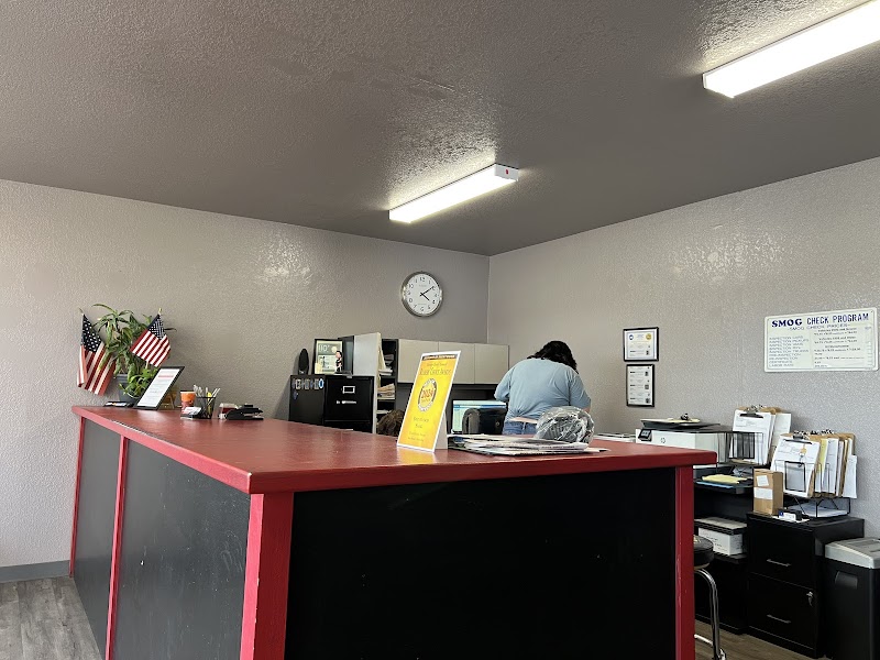 Brentwood Smog Express photo 5
